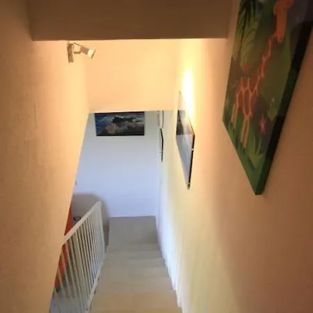 Con La Piscina Villa